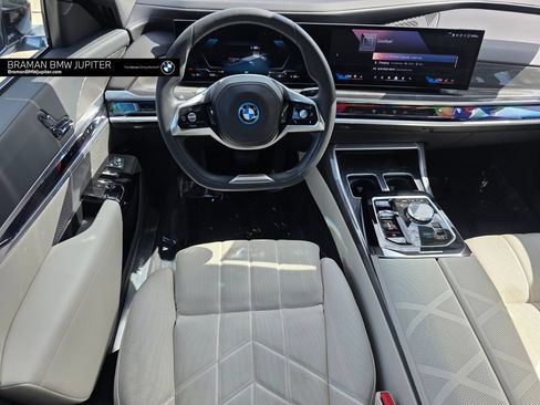 Certified 2023 BMW i7 xDrive60 w/ Parking Assistance Package AWD/4WD image 12
