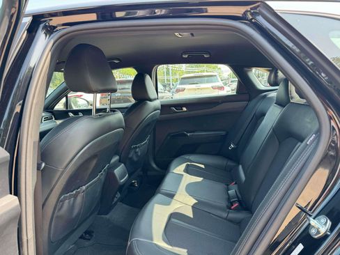 Used 2023 Kia K5 GT-Line image 38