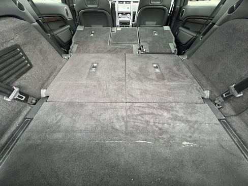 Used 2022 Land Rover Discovery HSE R-Dynamic image 20