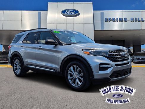 Certified 2023 Ford Explorer XLT w/ Equipment Group 202A RWD image 1
