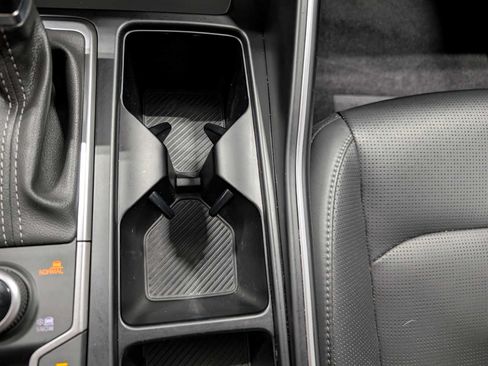 Certified 2025 Kia Sorento S AWD/4WD image 28