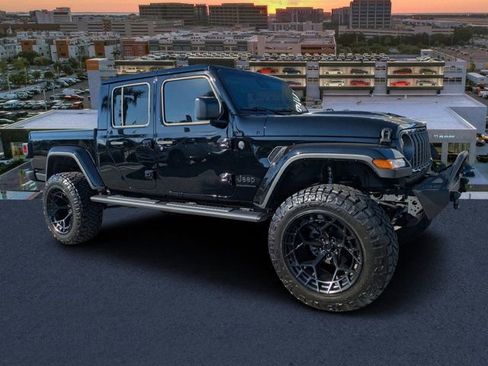 New 2025 Jeep Gladiator Sport image 1