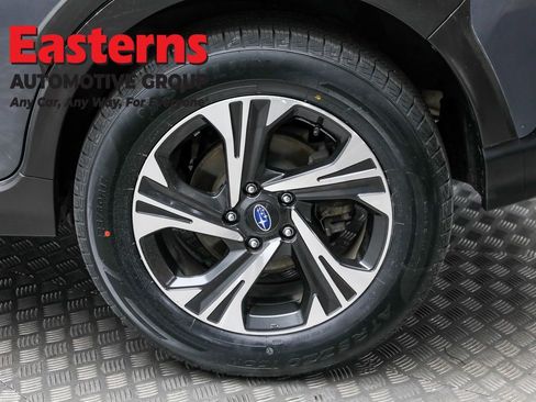 Used 2024 Subaru Crosstrek 2.0i Premium image 8