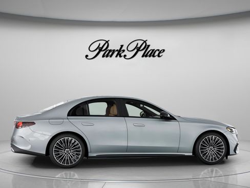 Used 2026 Mercedes-Benz E 350 Sedan image 27
