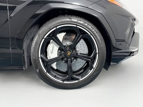 Used 2023 Lamborghini Urus S AWD/4WD image 52