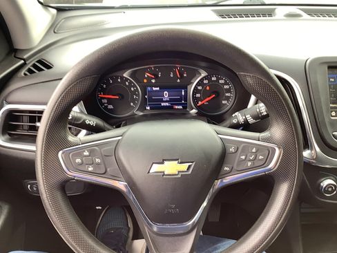 Used 2019 Chevrolet Equinox LT w/ LPO, Chrome Package AWD/4WD image 9