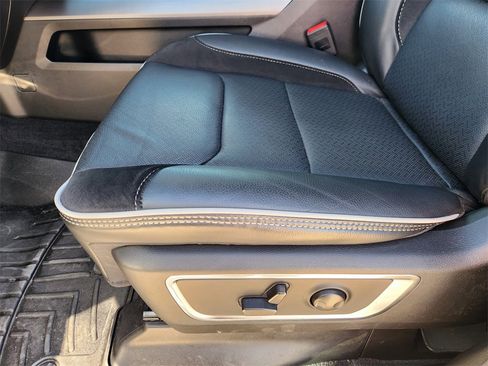 Used 2026 RAM 1500 Laramie image 23