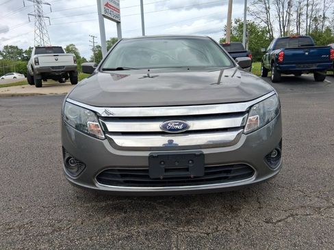 Used 2011 Ford Fusion SE w/ 202A Rapid Spec Order Code FWD image 2
