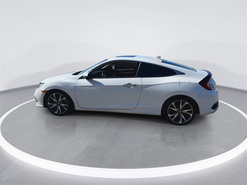 Used 2019 Honda Civic Touring image 7
