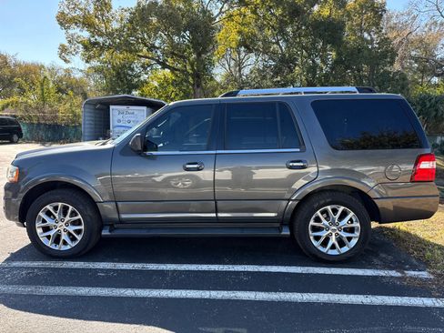 Used 2016 Ford Expedition Limited image 6