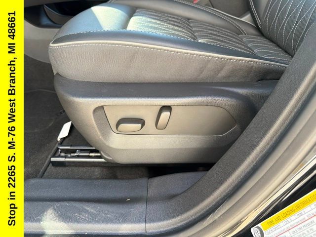 Used 2023 Buick Envision Avenir AWD/4WD image 15