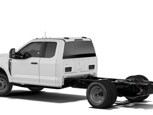 New 2027 Ford F350 XLT w/ XLT Value Package AWD/4WD image 2