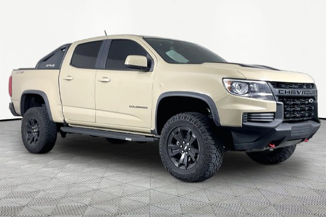 Used 2022 Chevrolet Colorado ZR2 w/ ZR2 Dusk Special Edition AWD/4WD image 2