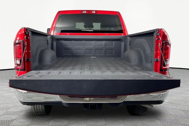 Used 2026 RAM 2500 Big Horn AWD/4WD image 7