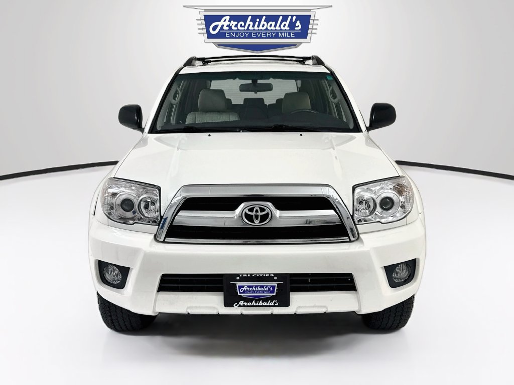 Used 2007 Toyota 4Runner SR5 AWD/4WD image 2