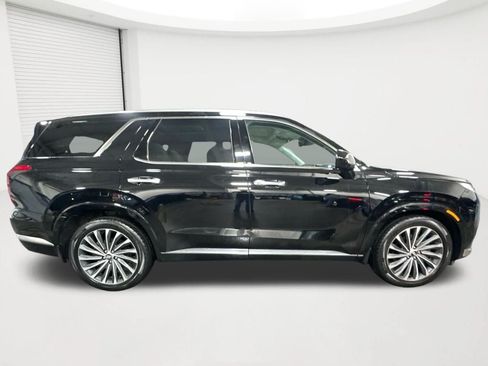 Used 2023 Hyundai Palisade Calligraphy w/ Cargo Package AWD/4WD image 4