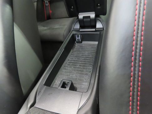 Used 2015 Porsche 911 Carrera GTS RWD image 32
