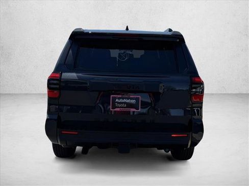 New 2026 Toyota 4Runner SR5 AWD/4WD image 6