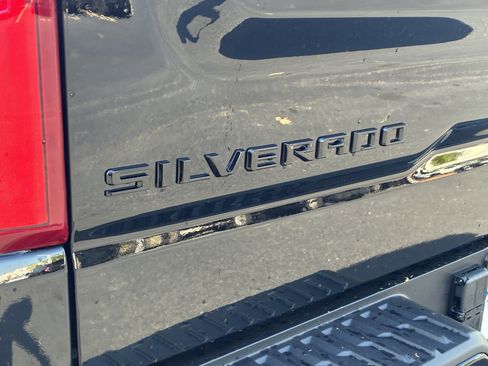 New 2026 Chevrolet Silverado 1500 High Country w/ High Country Premium Package image 12