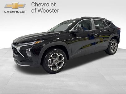 New 2026 Chevrolet Trax LT w/ LPO, Blackout Package