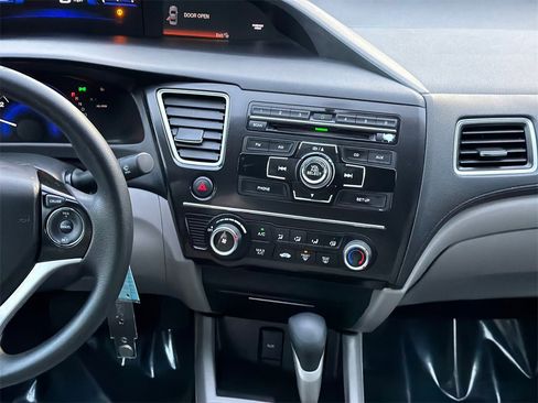 Used 2013 Honda Civic LX image 13