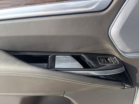 Used 2025 Cadillac Escalade Sport Platinum w/ LPO, Floor Liner Package image 34