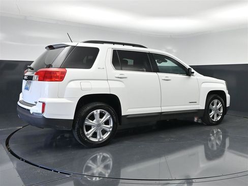 Used 2017 GMC Terrain SLE w/ Driver Alert Package I FWD image 5