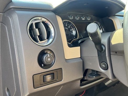 Used 2013 Ford F150 XLT w/ Luxury Equipment Group image 11