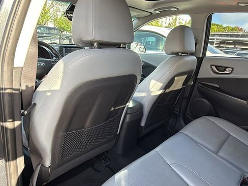 Used 2020 Hyundai Kona Limited FWD image 26