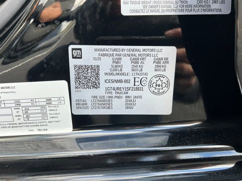 Used 2025 GMC Sierra 2500 Denali image 25