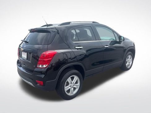 Used 2020 Chevrolet Trax LT w/ LT Convenience Package AWD/4WD image 8
