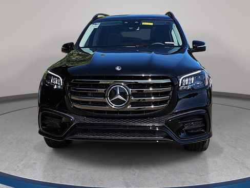 New 2026 Mercedes-Benz GLS 450 4MATIC image 2