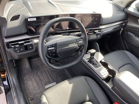 New 2026 Kia Sportage EX w/ EX Panorama Roof Package image 10