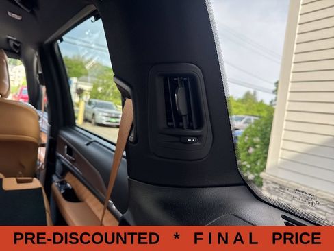 Used 2023 Jeep Grand Cherokee L Summit w/ Advanced Protech Group IV AWD/4WD image 17