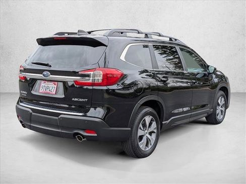 Certified 2025 Subaru Ascent Premium image 5
