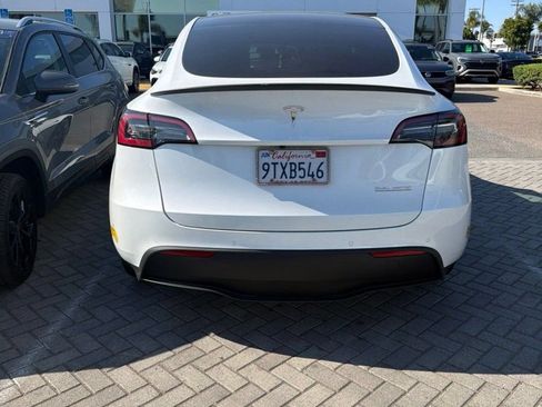 Used 2022 Tesla Model Y Performance AWD/4WD image 5