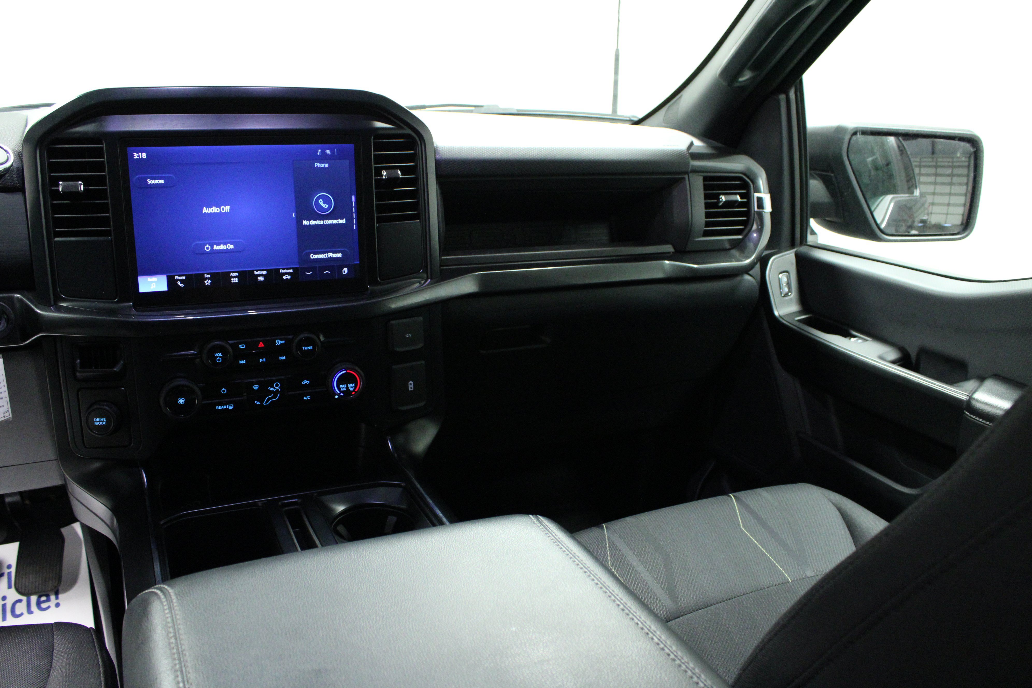 Used 2025 Ford F150 STX RWD image 19