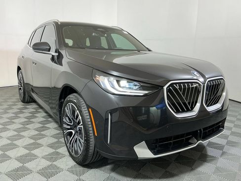 Certified 2025 BMW X3 xDrive30i w/ Premium Package AWD/4WD image 4
