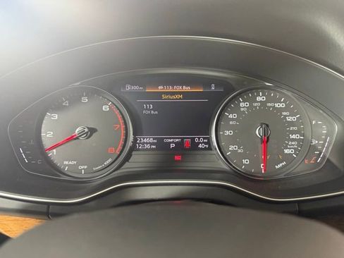 Used 2023 Audi Q5 2.0T Premium w/ Convenience Package image 13