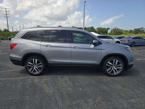 Used 2016 Honda Pilot Touring image 3