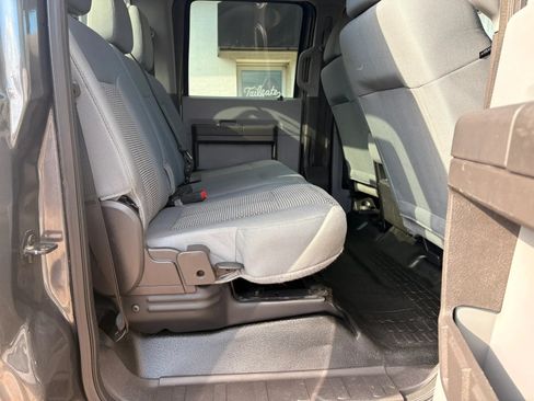 Used 2015 Ford F250 XL w/ Power Equipment Group AWD/4WD image 10
