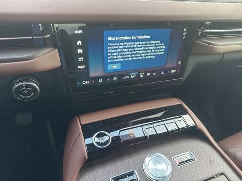 New 2025 Lincoln Navigator L Reserve image 17