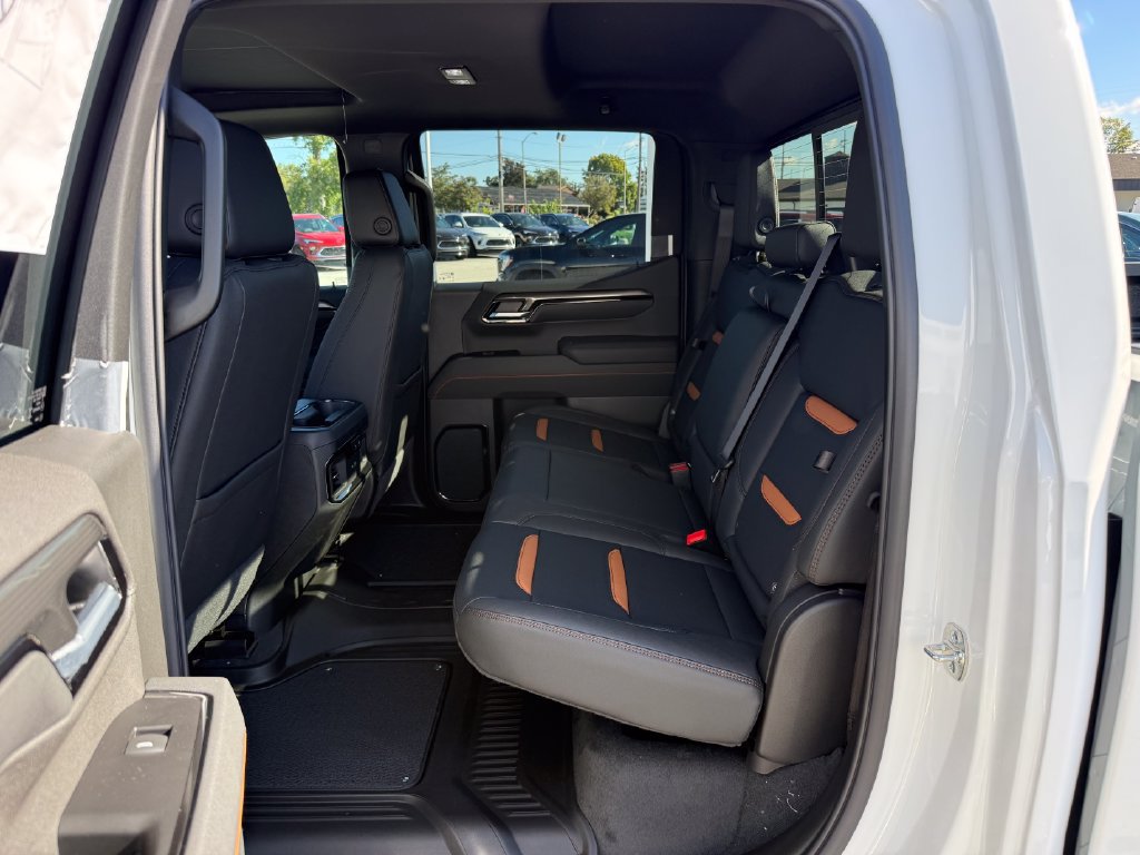 New 2026 GMC Sierra 1500 AT4 w/ AT4 Premium Package AWD/4WD image 24