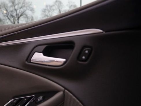 Used 2018 Chevrolet Impala LS image 22