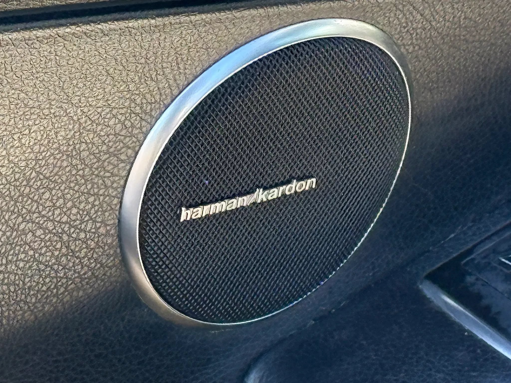 Used 2013 Mercedes-Benz SLK 250 image 23