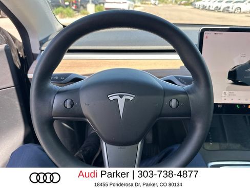 Used 2022 Tesla Model Y Long Range AWD/4WD image 5