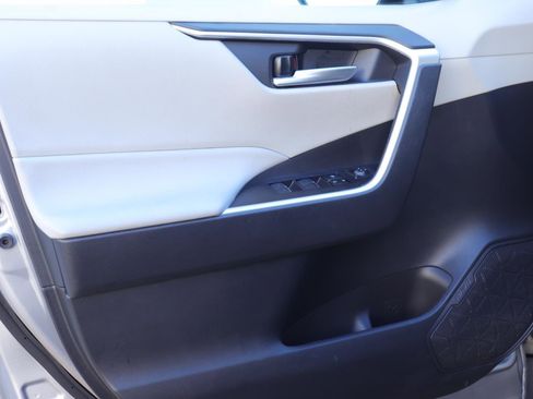 Used 2023 Toyota RAV4 XLE image 10