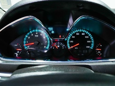 Used 2015 Chevrolet Traverse LT image 18