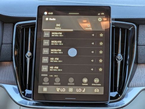 New 2026 Volvo XC90 B6 Ultra w/ Protection Package AWD/4WD image 8