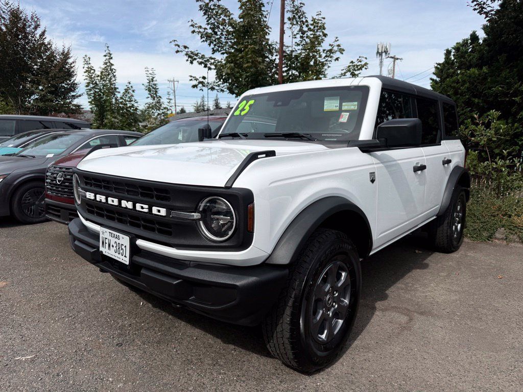 Used 2025 Ford Bronco Big Bend AWD/4WD image 2
